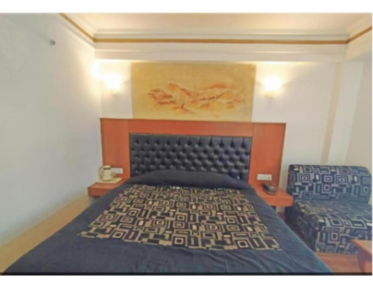 Hotel Horizon Near Picture Palace Bus Stand, موسوري المظهر الخارجي الصورة
