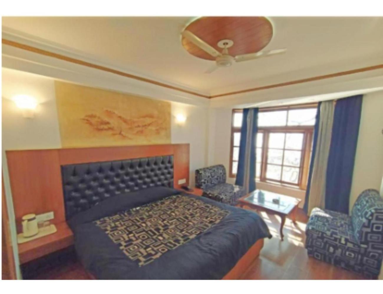 Hotel Horizon Near Picture Palace Bus Stand, موسوري المظهر الخارجي الصورة