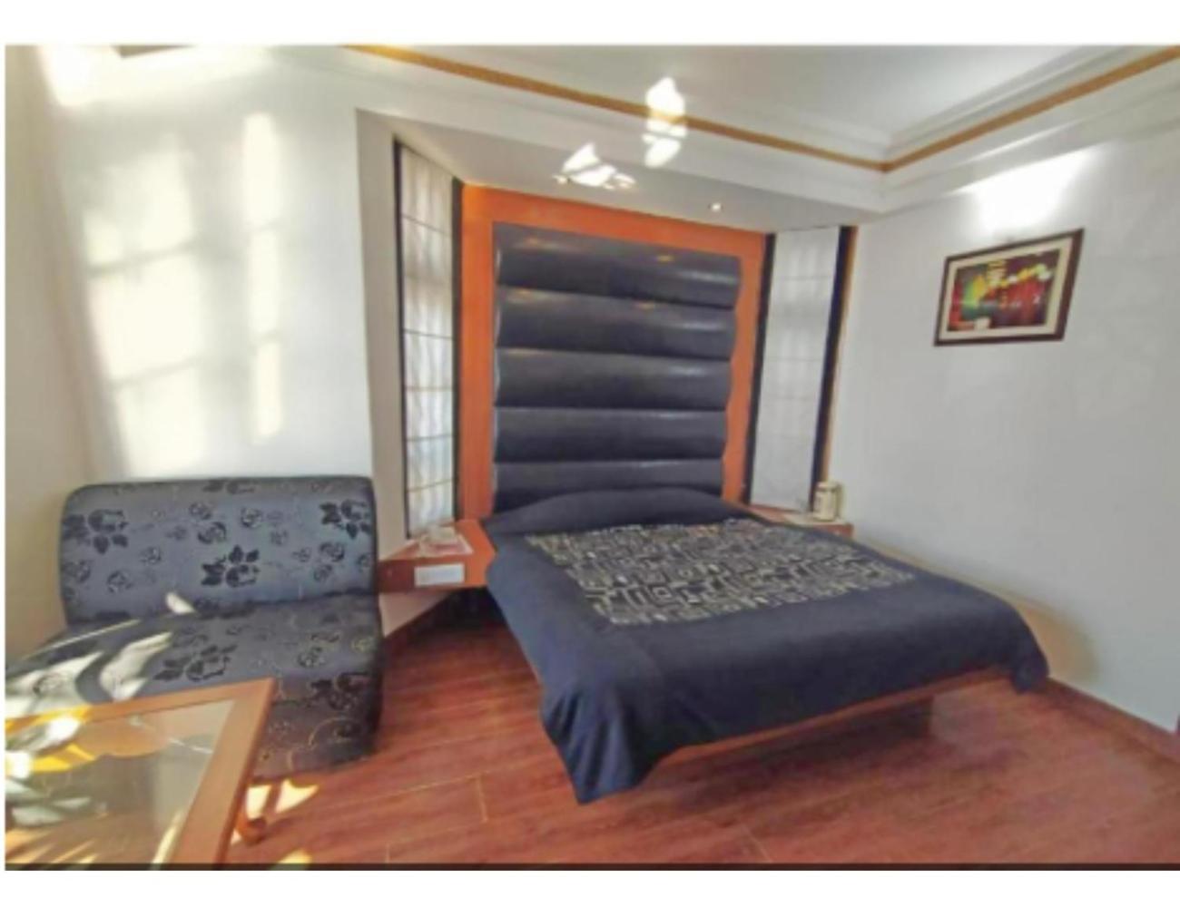 Hotel Horizon Near Picture Palace Bus Stand, موسوري المظهر الخارجي الصورة